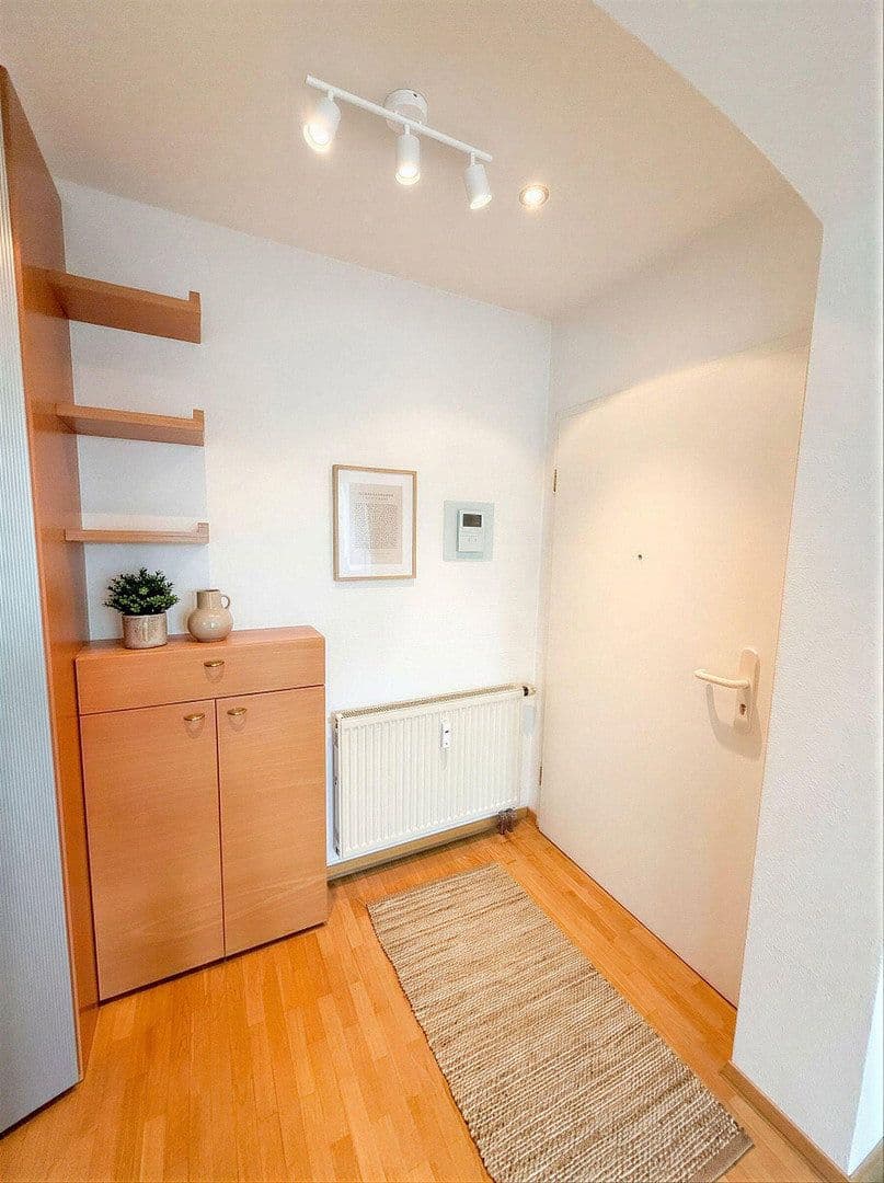 Pronájem bytu 2+1 60 m², Stuttgart, Bádensko-Württembersko Pronájem bytu 2+1 60 m², Stuttgart, Bádensko-Württembersko