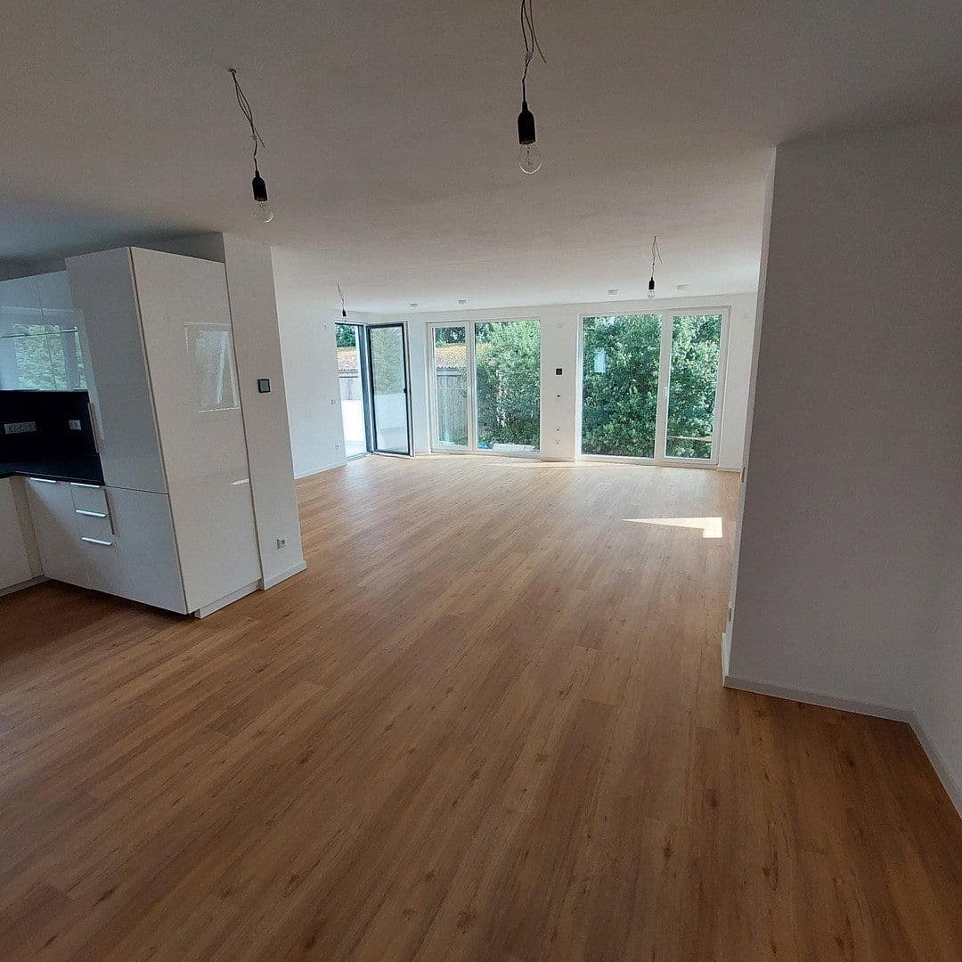 Pronájem bytu 4+kk 117 m², Hemau, Bavorsko Pronájem bytu 4+kk 117 m², Hemau, Bavorsko
