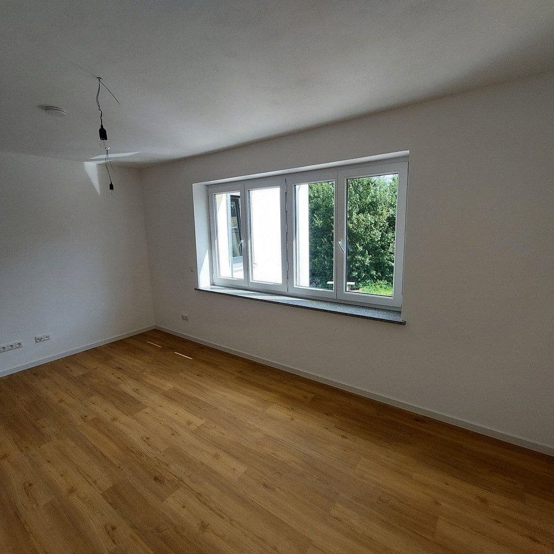 Pronájem bytu 4+kk 117 m², Hemau, Bavorsko Pronájem bytu 4+kk 117 m², Hemau, Bavorsko