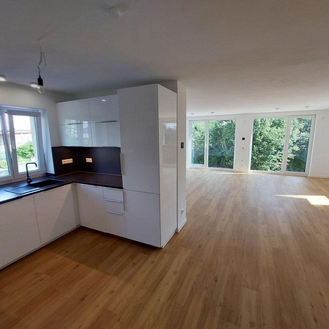 Pronájem bytu 4+kk 117 m², Hemau, Bavorsko Pronájem bytu 4+kk 117 m², Hemau, Bavorsko
