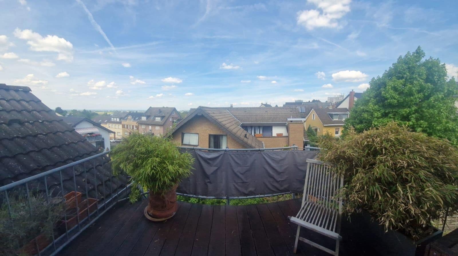 Prodej bytu 3+1 77 m², Bonn, Severní Porýní-Vestfálsko Prodej bytu 3+1 77 m², Bonn, Severní Porýní-Vestfálsko
