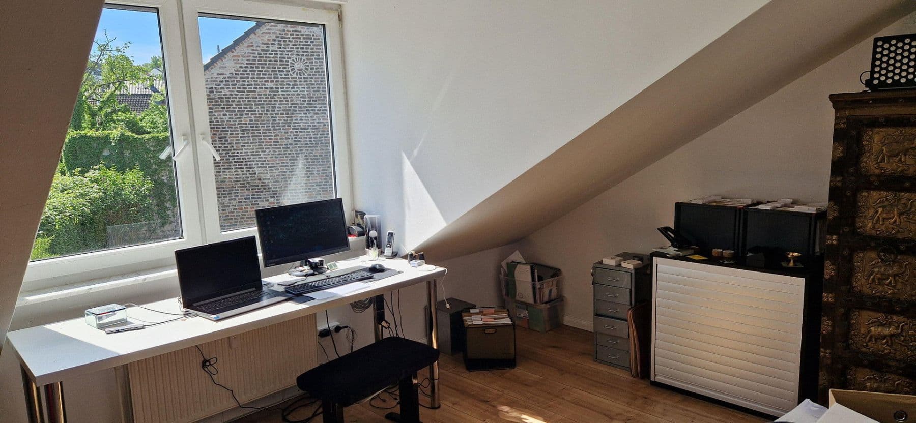 Prodej bytu 3+1 77 m², Bonn, Severní Porýní-Vestfálsko Prodej bytu 3+1 77 m², Bonn, Severní Porýní-Vestfálsko