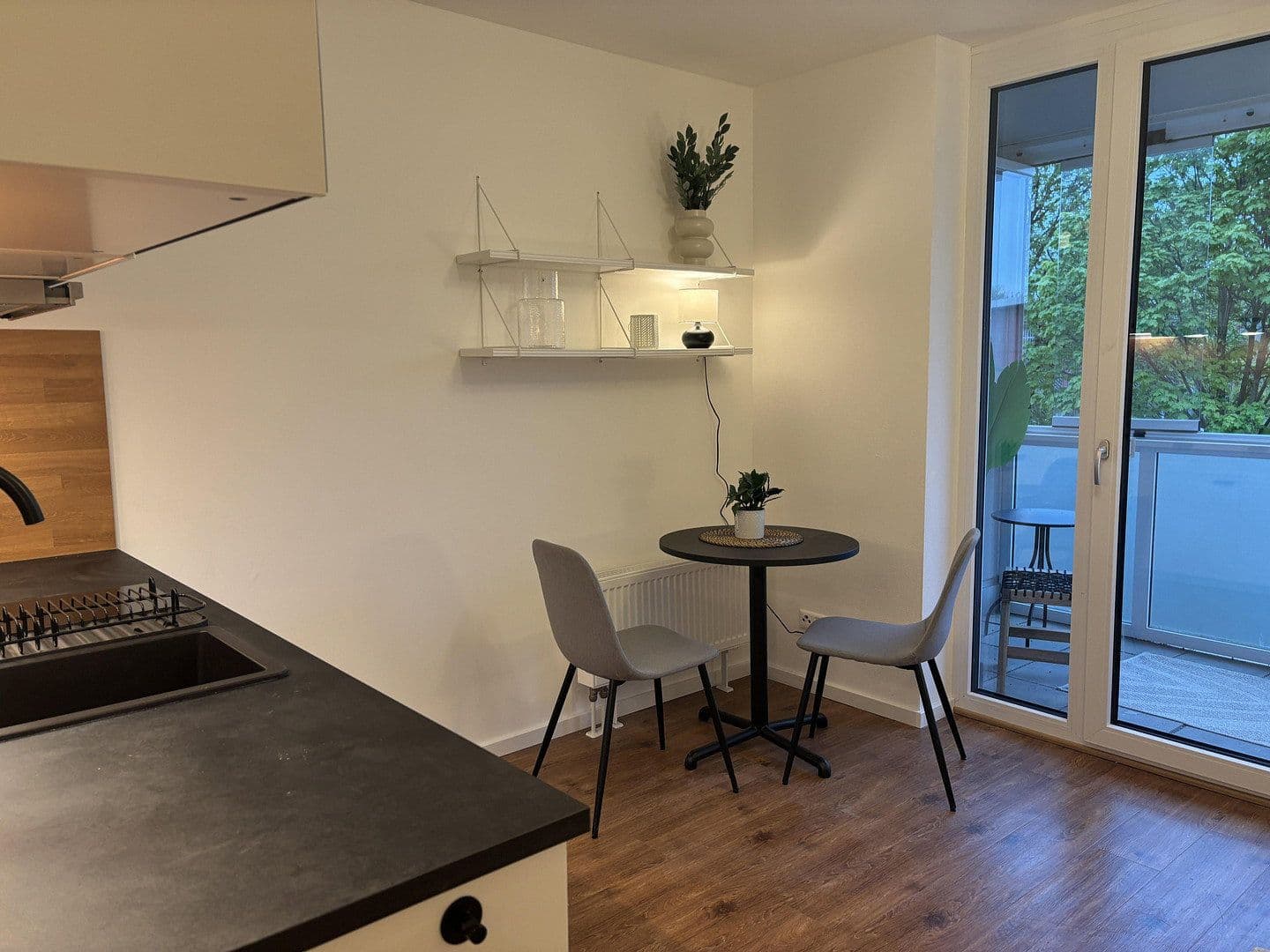Pronájem bytu 1+1 21 m², Enzensbergerstr. 8, Markt Schwaben, Bavorsko Pronájem bytu 1+1 21 m², Enzensbergerstr. 8, Markt Schwaben, Bavorsko