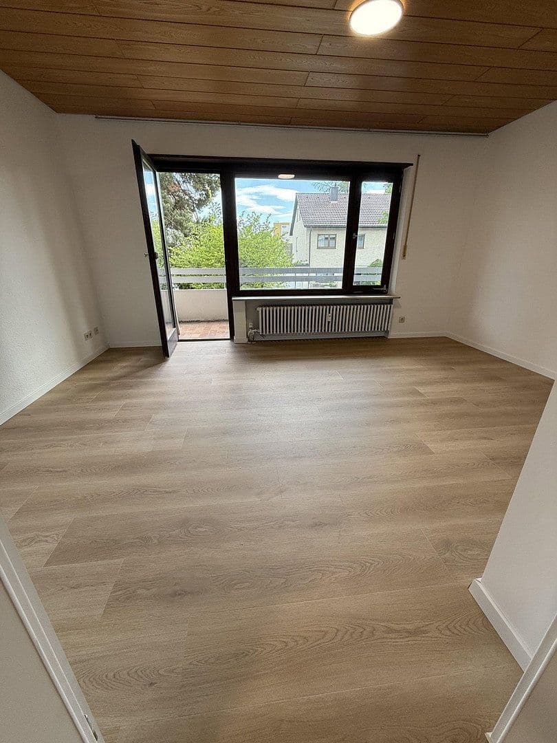 Pronájem bytu 2+1 20 m², Auerbachstrasse, Heilbronn, Bádensko-Württembersko Pronájem bytu 2+1 20 m², Auerbachstrasse, Heilbronn, Bádensko-Württembersko