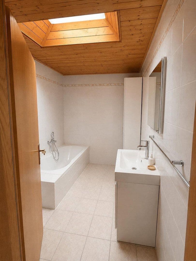 Pronájem domu 138 m², pozemek 668 m², Bergmannstraße 10, Peißenberg, Bavorsko Pronájem domu 138 m², pozemek 668 m², Bergmannstraße 10, Peißenberg, Bavorsko