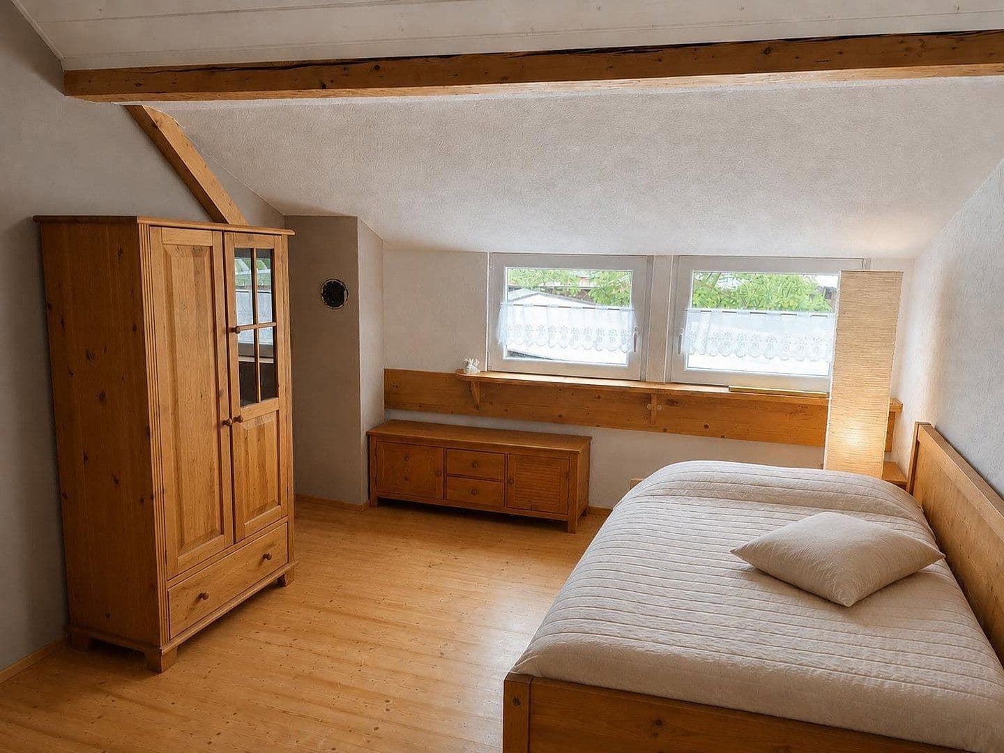 Pronájem domu 138 m², pozemek 668 m², Bergmannstraße 10, Peißenberg, Bavorsko Pronájem domu 138 m², pozemek 668 m², Bergmannstraße 10, Peißenberg, Bavorsko