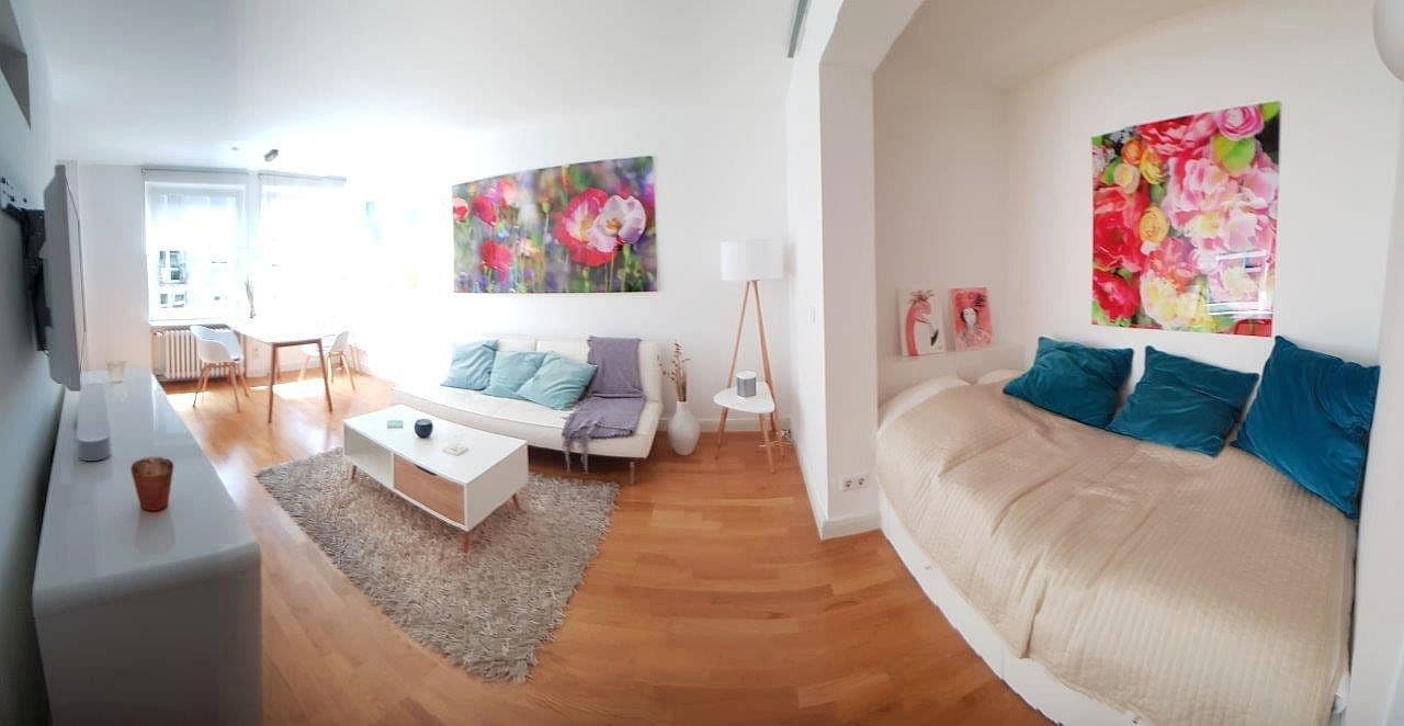 Prodej bytu 1+kk 35 m², Maastrichterstr. 38, Köln, Severní Porýní-Vestfálsko Prodej bytu 1+kk 35 m², Maastrichterstr. 38, Köln, Severní Porýní-Vestfálsko
