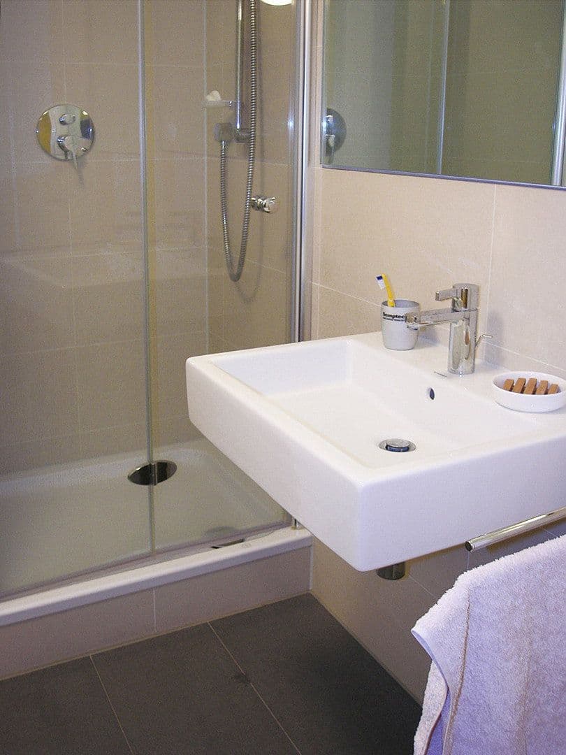 Prodej bytu 1+kk 35 m², Maastrichterstr. 38, Köln, Severní Porýní-Vestfálsko Prodej bytu 1+kk 35 m², Maastrichterstr. 38, Köln, Severní Porýní-Vestfálsko