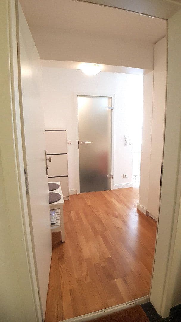 Prodej bytu 1+kk 35 m², Maastrichterstr. 38, Köln, Severní Porýní-Vestfálsko Prodej bytu 1+kk 35 m², Maastrichterstr. 38, Köln, Severní Porýní-Vestfálsko
