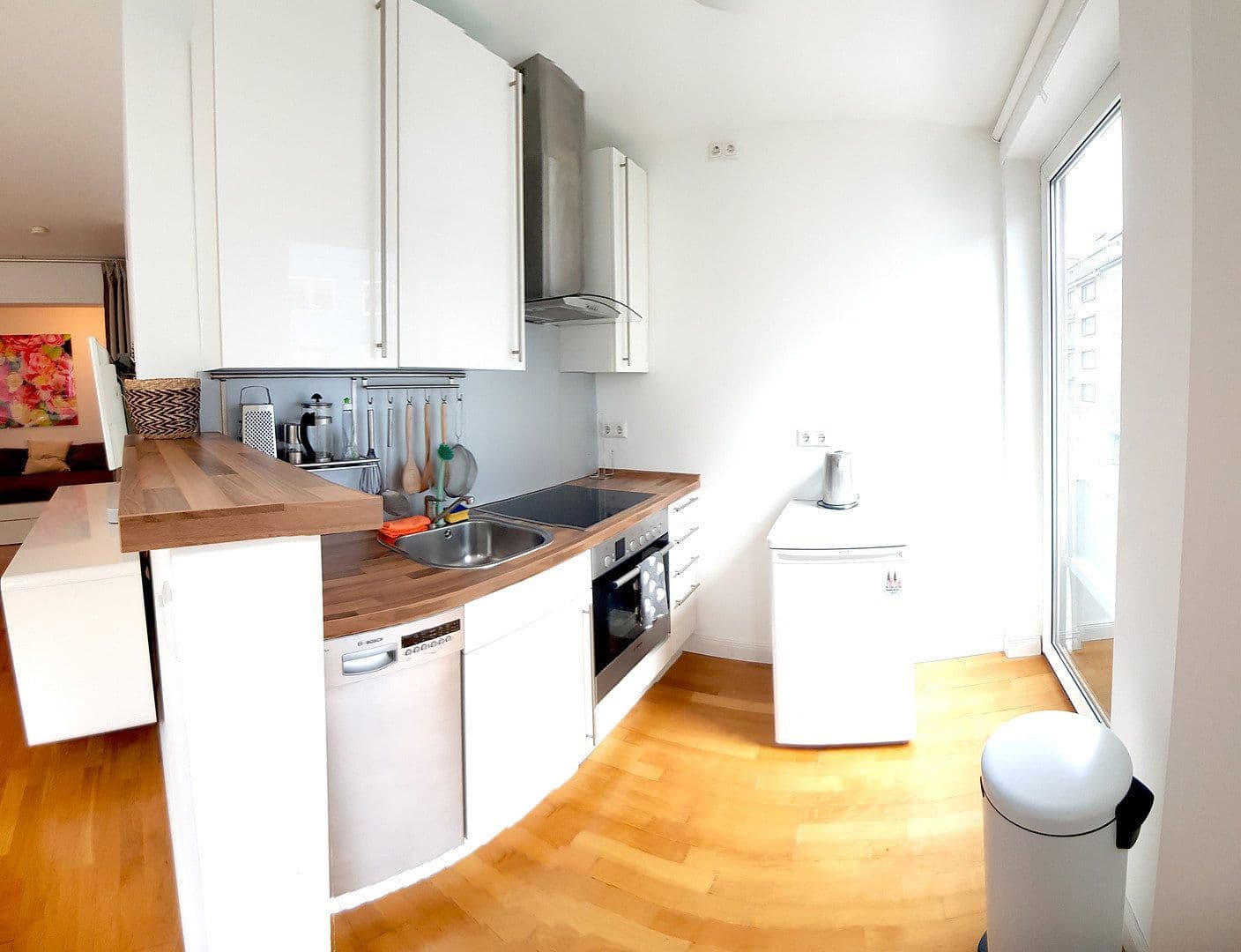 Prodej bytu 1+kk 35 m², Maastrichterstr. 38, Köln, Severní Porýní-Vestfálsko Prodej bytu 1+kk 35 m², Maastrichterstr. 38, Köln, Severní Porýní-Vestfálsko