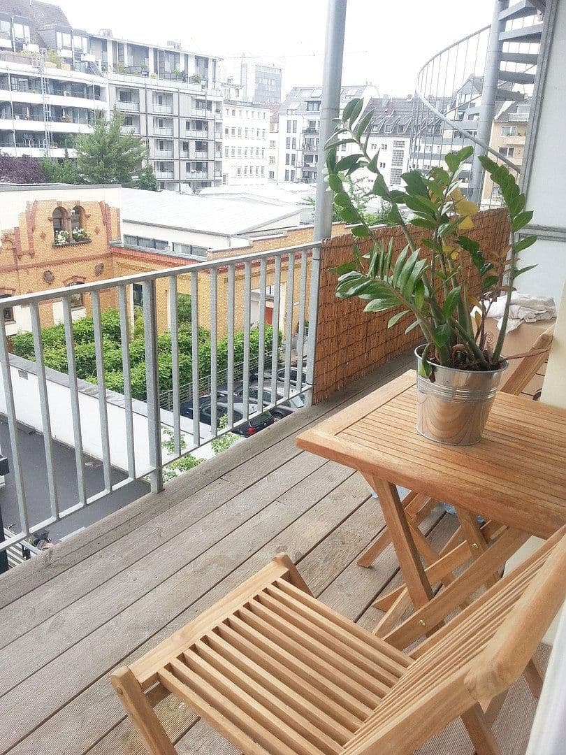 Prodej bytu 1+kk 35 m², Maastrichterstr. 38, Köln, Severní Porýní-Vestfálsko Prodej bytu 1+kk 35 m², Maastrichterstr. 38, Köln, Severní Porýní-Vestfálsko