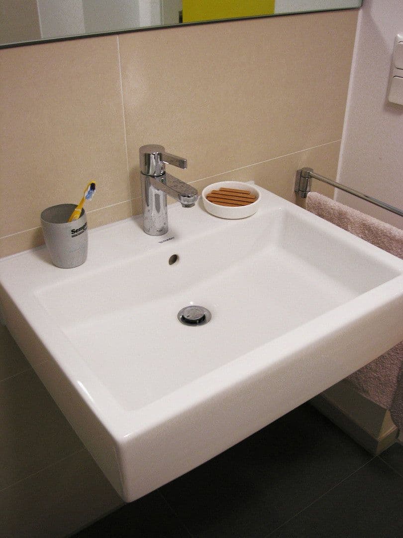 Prodej bytu 1+kk 35 m², Maastrichterstr. 38, Köln, Severní Porýní-Vestfálsko Prodej bytu 1+kk 35 m², Maastrichterstr. 38, Köln, Severní Porýní-Vestfálsko