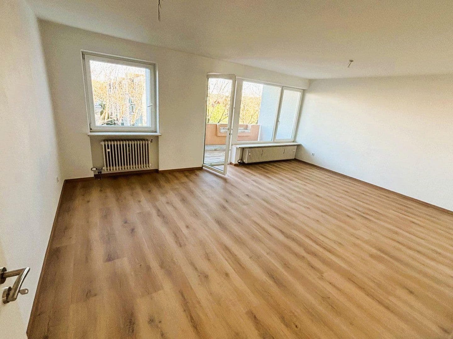 Pronájem bytu 3+1 82 m², Konrad-Adenauer-Str. 9, Fürstenfeldbruck, Bavorsko Pronájem bytu 3+1 82 m², Konrad-Adenauer-Str. 9, Fürstenfeldbruck, Bavorsko