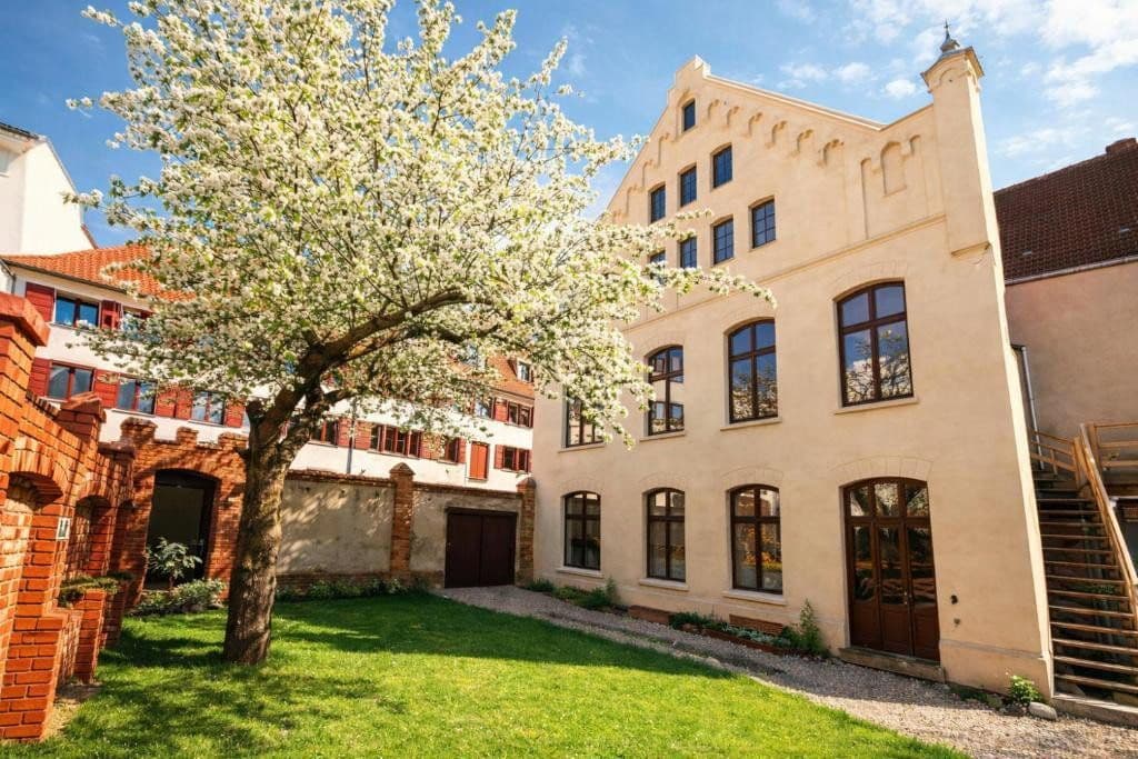 Prodej domu 500 m², pozemek 567 m², Kleine Hohe Str. 13, Wismar, Mecklenburg-Vorpommern Prodej domu 500 m², pozemek 567 m², Kleine Hohe Str. 13, Wismar, Mecklenburg-Vorpommern