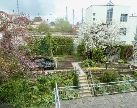 Pronájem bytu 4+1 90 m², Güterbahnhofstr. 26, Kornwestheim, Bádensko-Württembersko Pronájem bytu 4+1 90 m², Güterbahnhofstr. 26, Kornwestheim, Bádensko-Württembersko