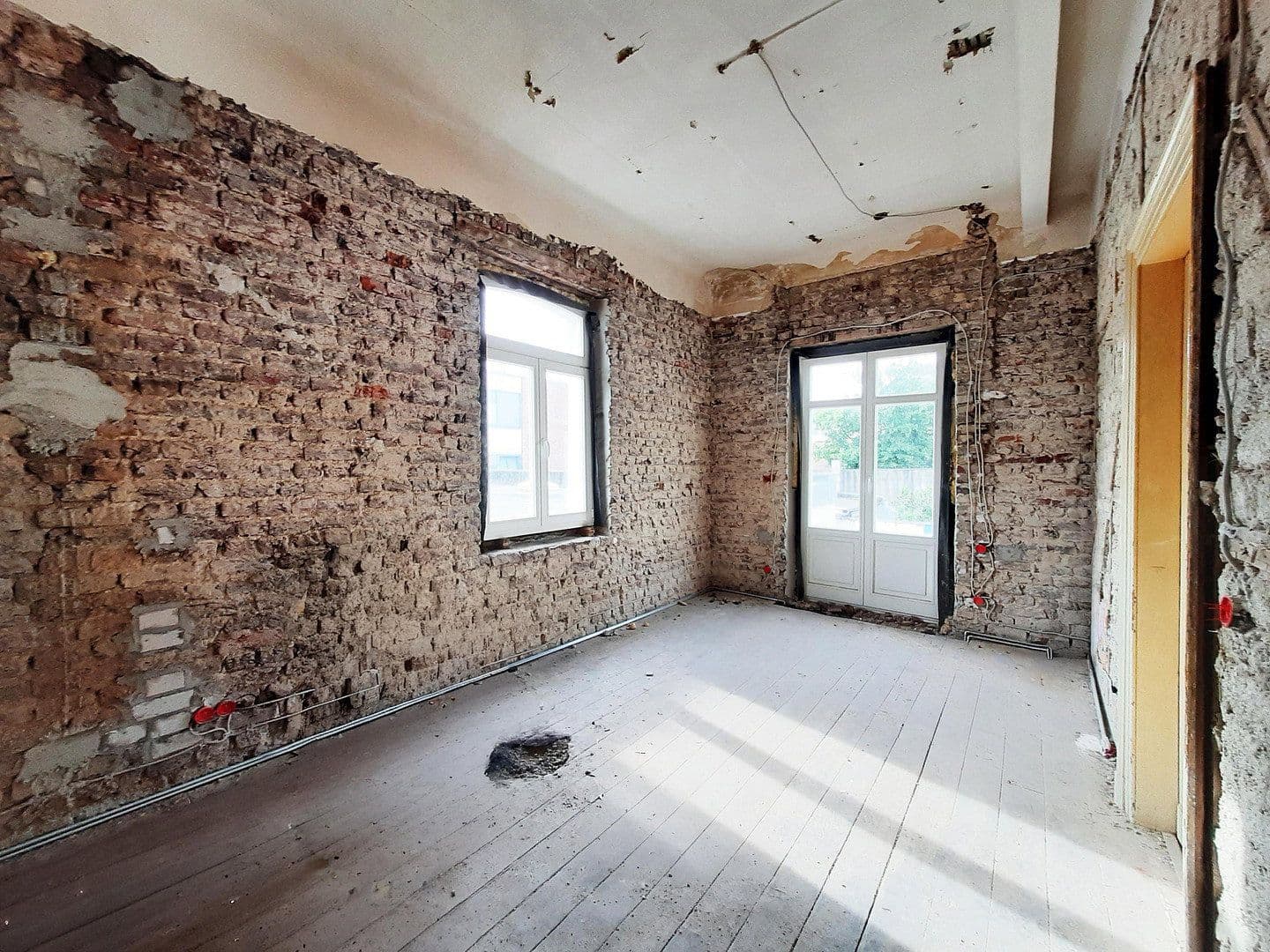 Prodej bytu 5+1 132 m², Viktoriastraße 35, Cáchy, Severní Porýní-Vestfálsko Prodej bytu 5+1 132 m², Viktoriastraße 35, Cáchy, Severní Porýní-Vestfálsko