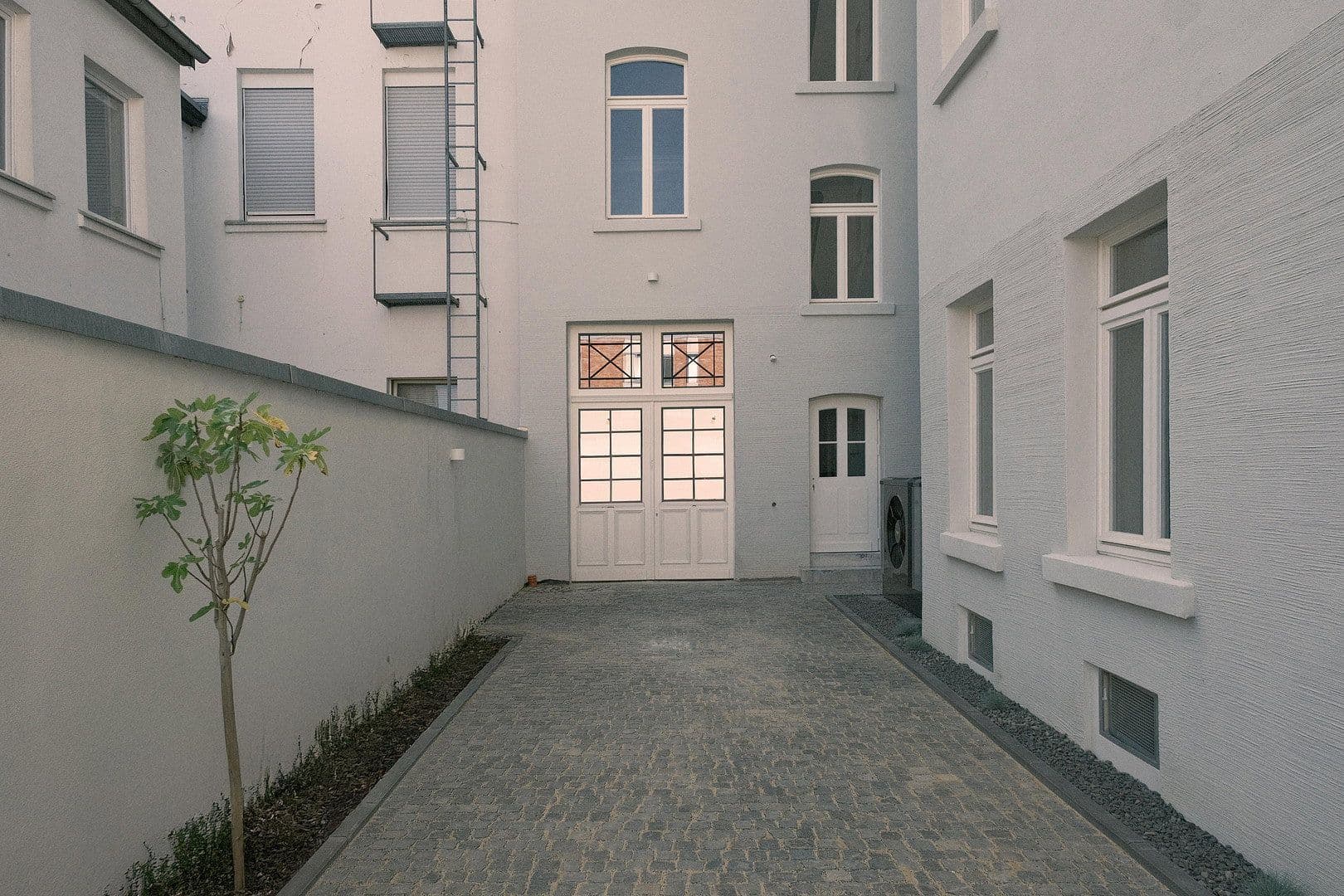 Prodej bytu 5+1 132 m², Viktoriastraße 35, Cáchy, Severní Porýní-Vestfálsko Prodej bytu 5+1 132 m², Viktoriastraße 35, Cáchy, Severní Porýní-Vestfálsko