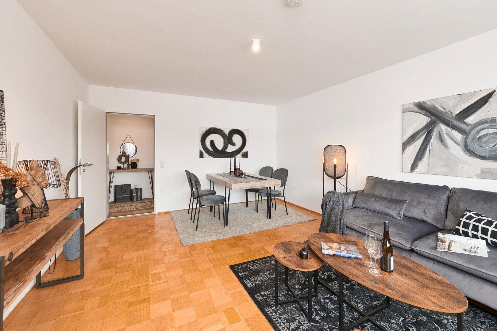 Pronájem bytu 3+1 75 m², Landshuter Str. 57, Freising, Bavorsko Pronájem bytu 3+1 75 m², Landshuter Str. 57, Freising, Bavorsko