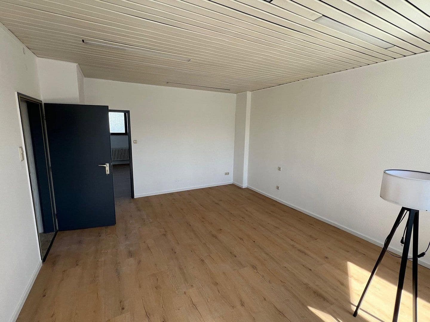 Pronájem nebytového prostoru 1.000 m², Weilburg, Hessen Pronájem nebytového prostoru 1.000 m², Weilburg, Hessen