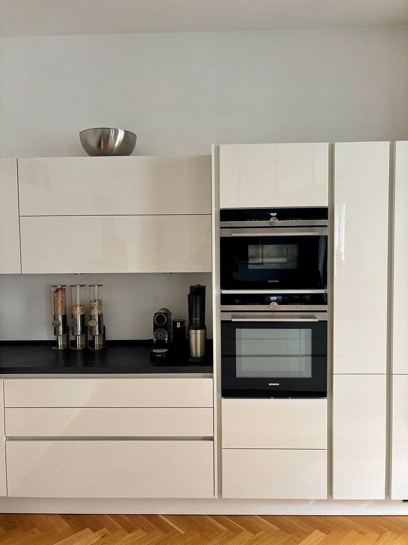 Prodej bytu 3+1 95 m², Döringstraße 2, Berlin, Berlín Prodej bytu 3+1 95 m², Döringstraße 2, Berlin, Berlín
