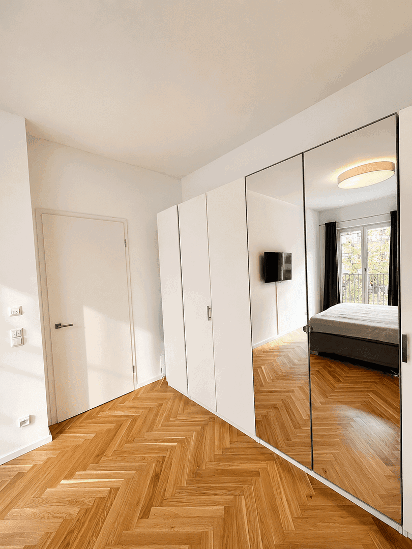 Prodej bytu 3+1 95 m², Döringstraße 2, Berlin, Berlín Prodej bytu 3+1 95 m², Döringstraße 2, Berlin, Berlín