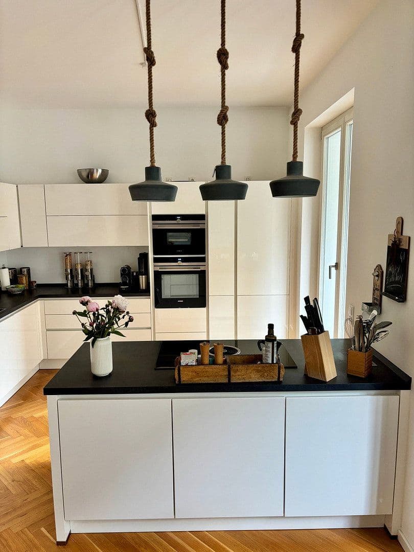 Prodej bytu 3+1 95 m², Döringstraße 2, Berlin, Berlín Prodej bytu 3+1 95 m², Döringstraße 2, Berlin, Berlín