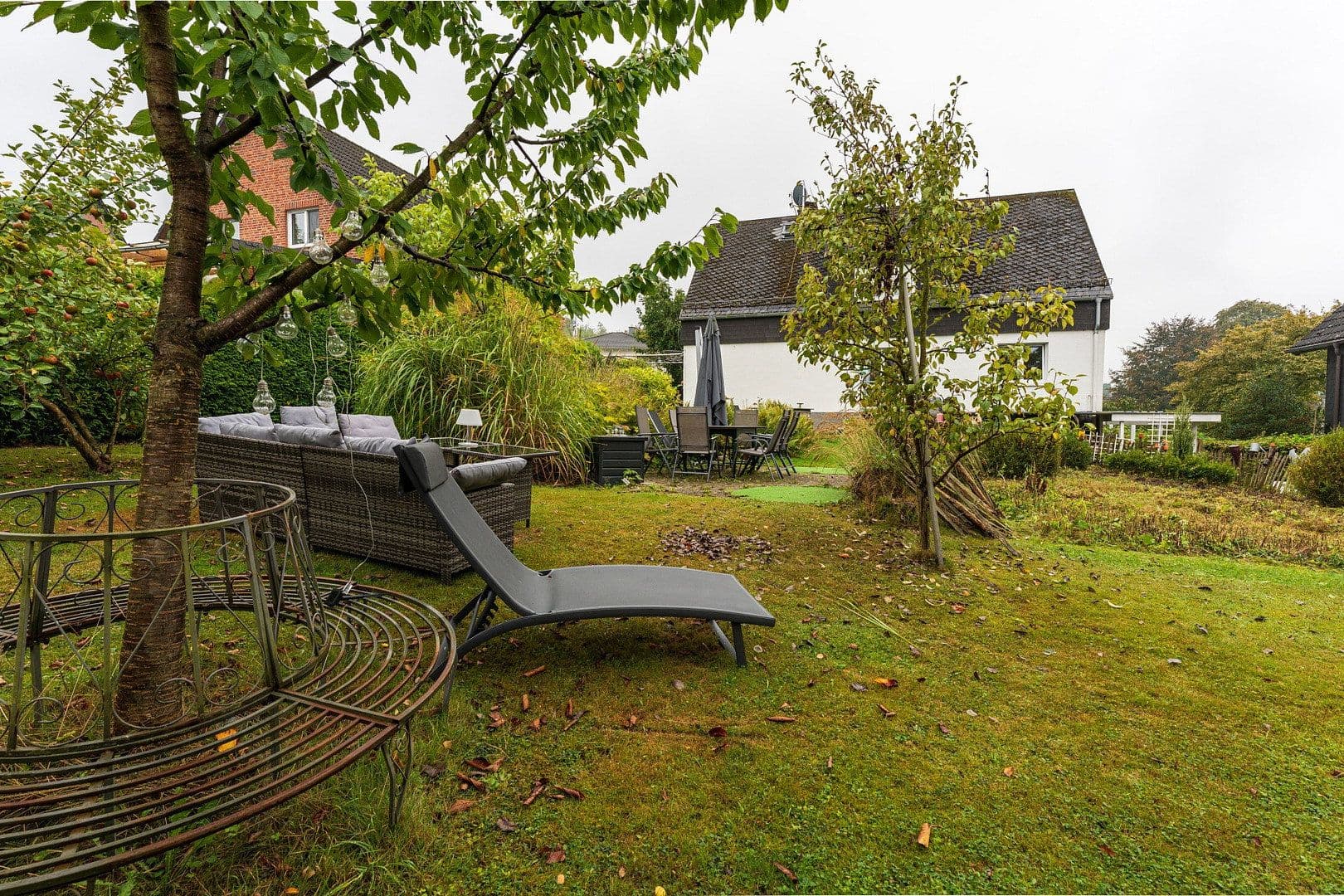 Prodej domu 1 m², pozemek 890 m², Möhnesee, Severní Porýní-Vestfálsko Prodej domu 1 m², pozemek 890 m², Möhnesee, Severní Porýní-Vestfálsko