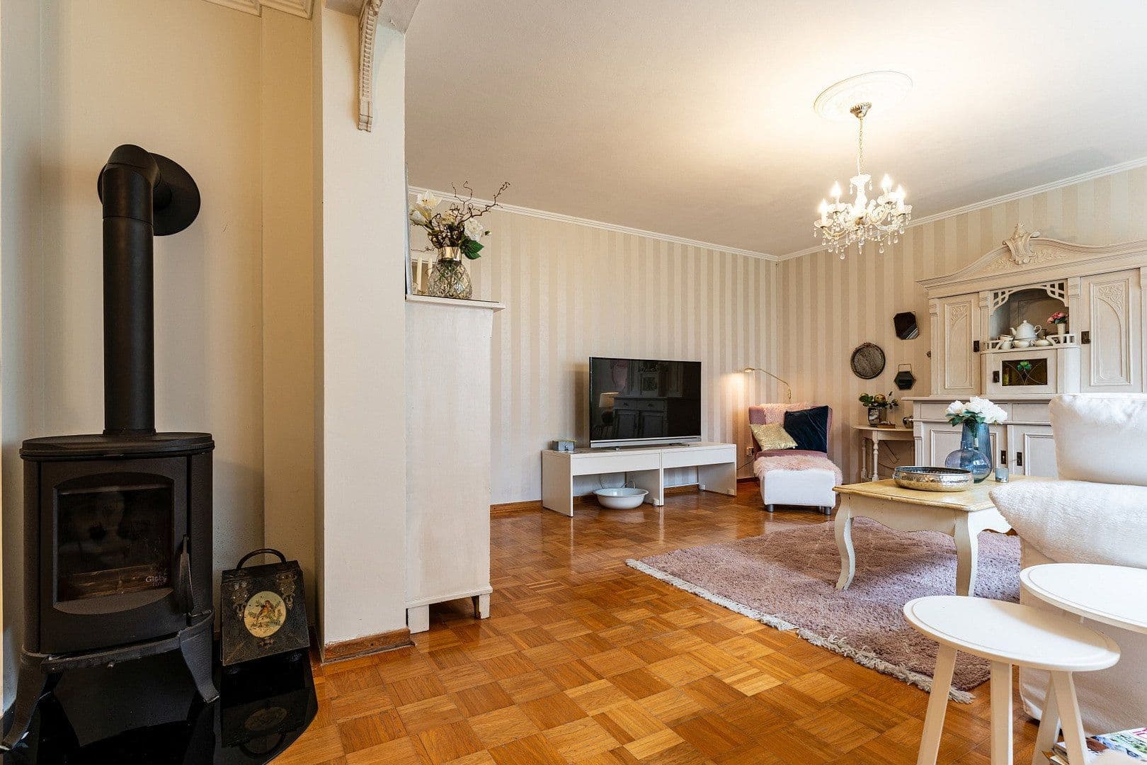 Prodej domu 1 m², pozemek 890 m², Möhnesee, Severní Porýní-Vestfálsko Prodej domu 1 m², pozemek 890 m², Möhnesee, Severní Porýní-Vestfálsko