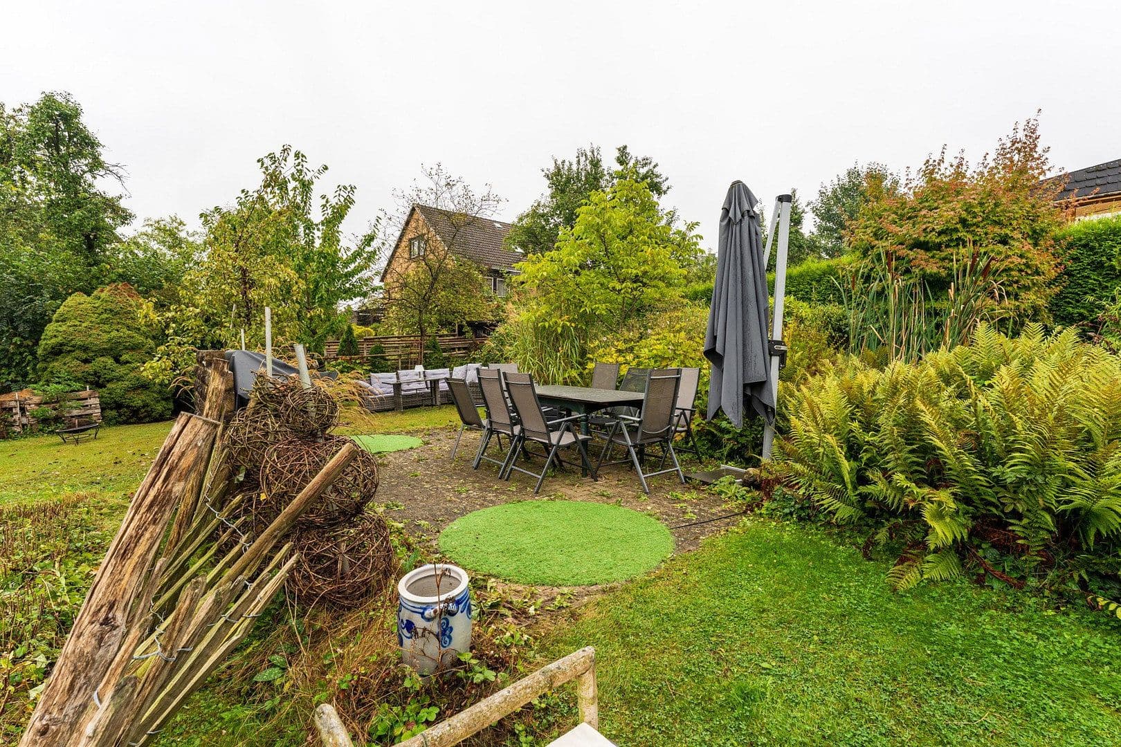 Prodej domu 1 m², pozemek 890 m², Möhnesee, Severní Porýní-Vestfálsko Prodej domu 1 m², pozemek 890 m², Möhnesee, Severní Porýní-Vestfálsko