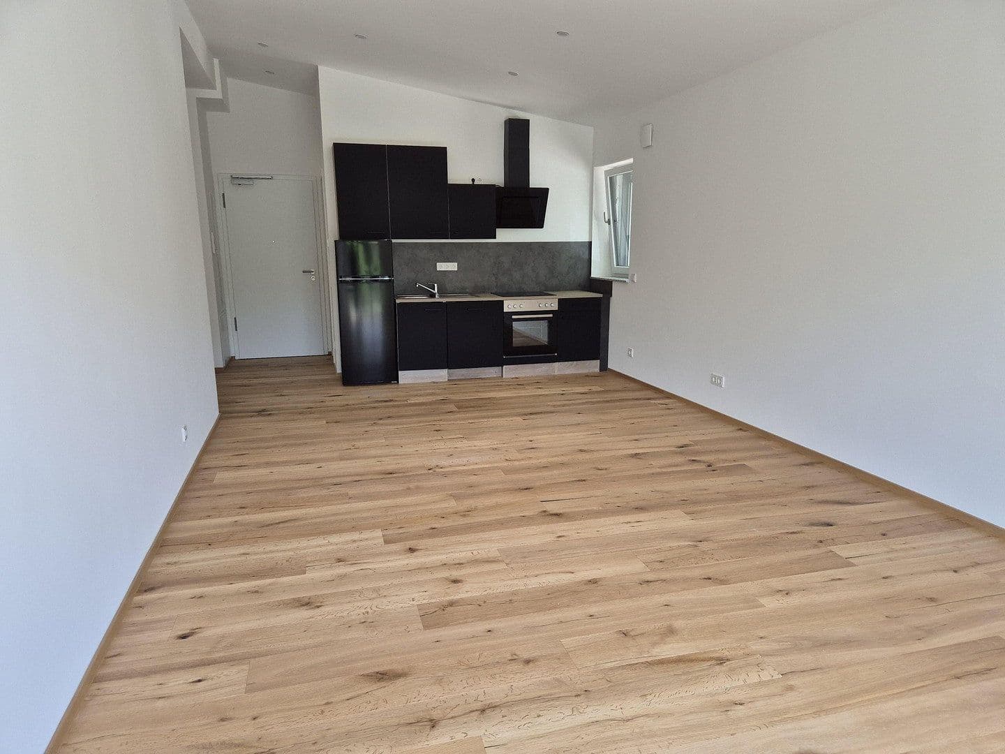 Pronájem bytu 1+1 40 m², München, Bavorsko Pronájem bytu 1+1 40 m², München, Bavorsko
