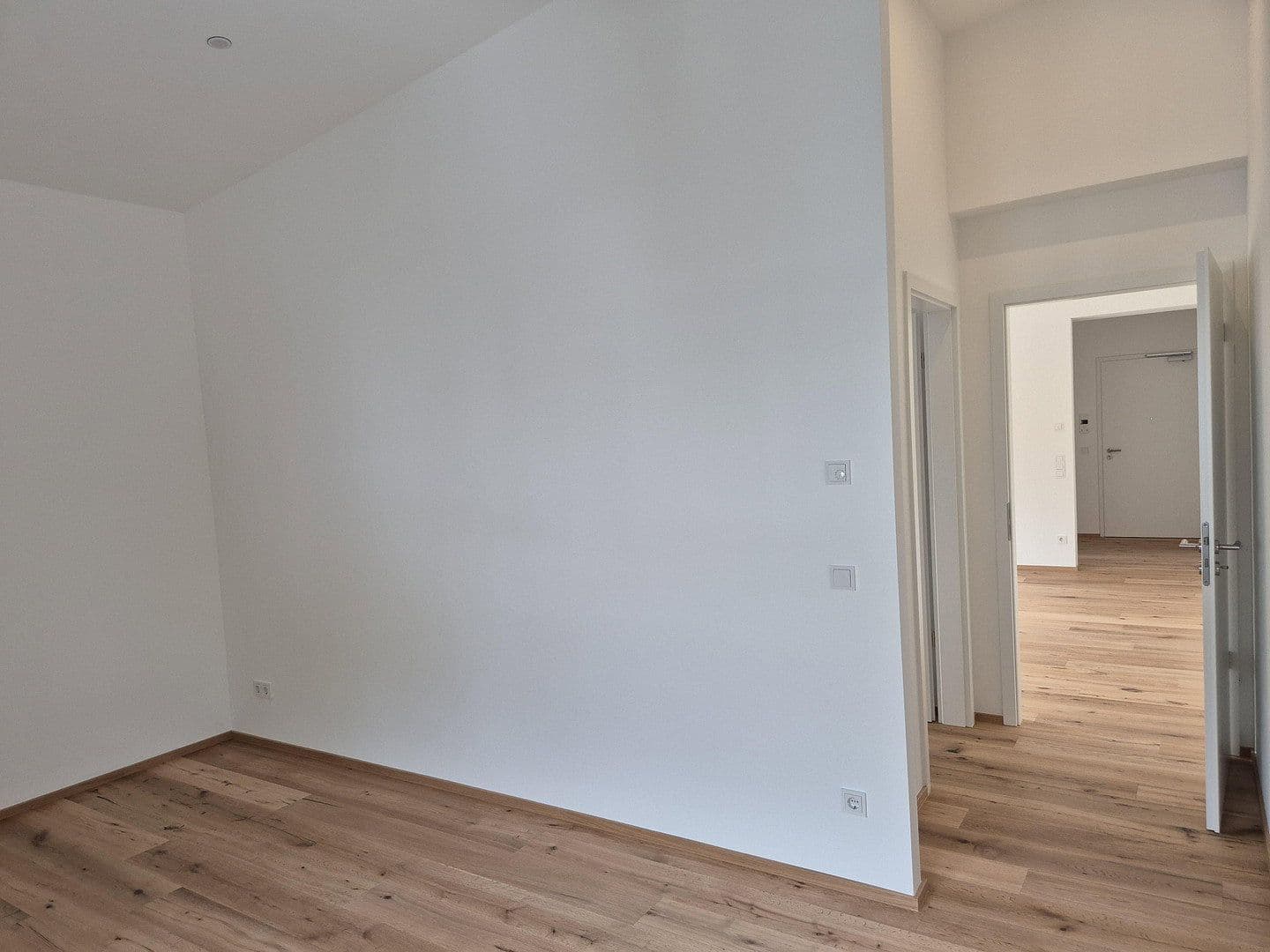 Pronájem bytu 2+kk 54 m², München, Bavorsko Pronájem bytu 2+kk 54 m², München, Bavorsko