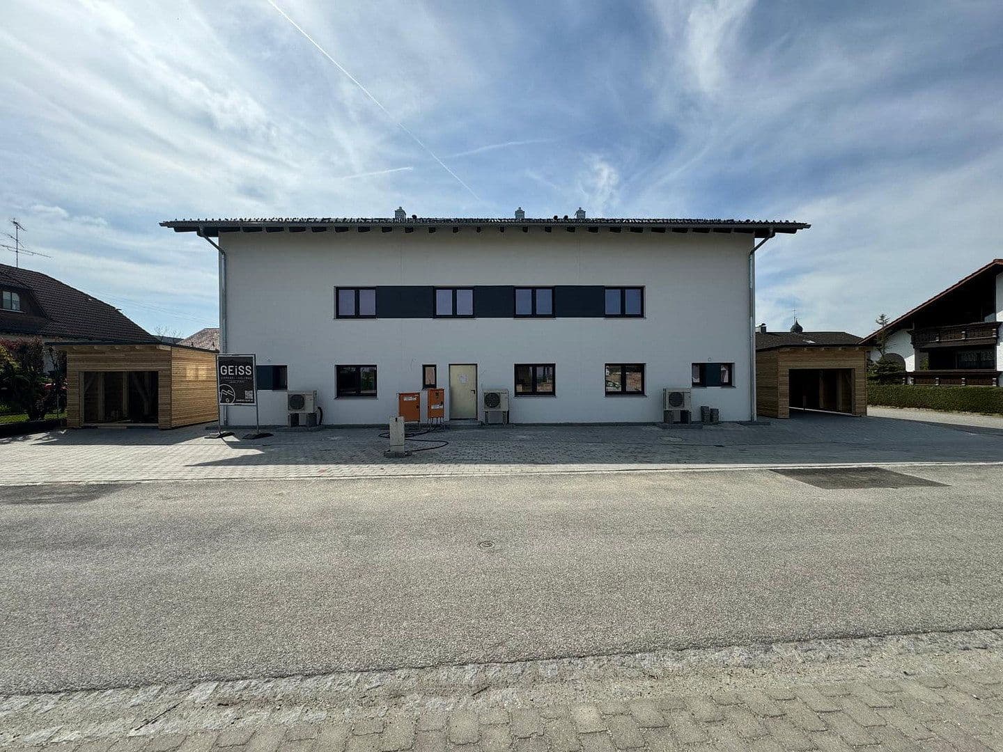 Prodej domu 153 m², pozemek 196 m², Pfanzeltstraße 3a, Wallersdorf, Bavorsko Prodej domu 153 m², pozemek 196 m², Pfanzeltstraße 3a, Wallersdorf, Bavorsko