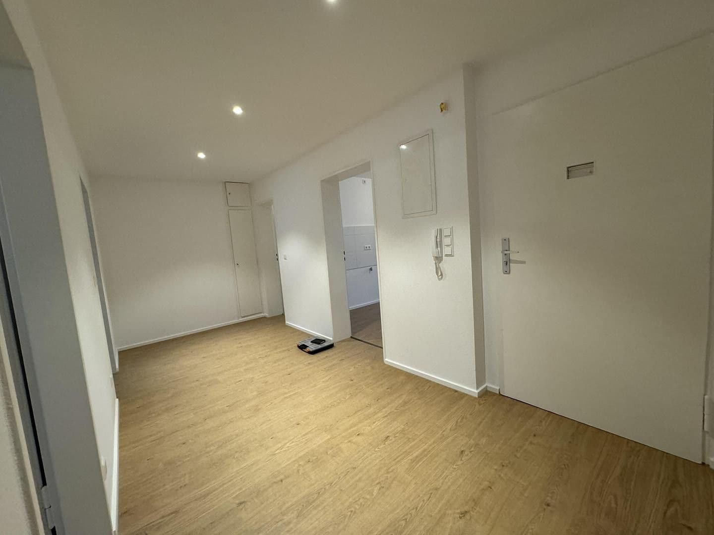 Pronájem bytu 2+1 62 m², Kaiser-Wilhelm-Strasse 19, Ludwigshafen, Porýní-Falc Pronájem bytu 2+1 62 m², Kaiser-Wilhelm-Strasse 19, Ludwigshafen, Porýní-Falc