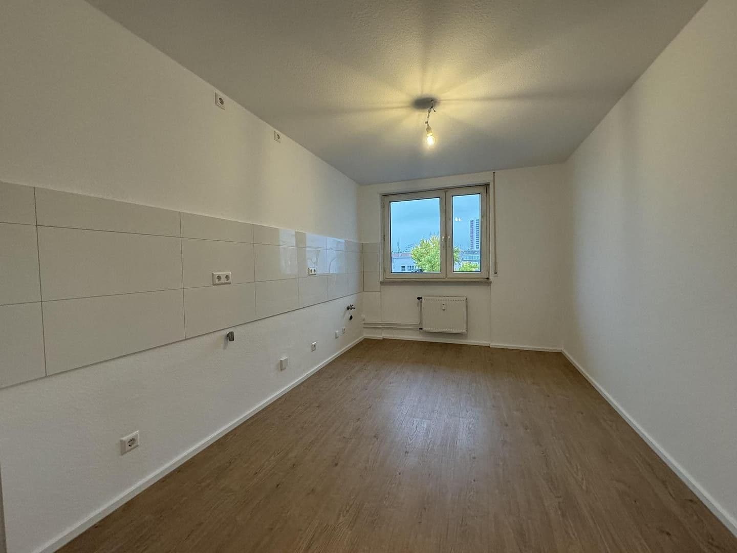 Pronájem bytu 2+1 62 m², Kaiser-Wilhelm-Strasse 19, Ludwigshafen, Porýní-Falc Pronájem bytu 2+1 62 m², Kaiser-Wilhelm-Strasse 19, Ludwigshafen, Porýní-Falc
