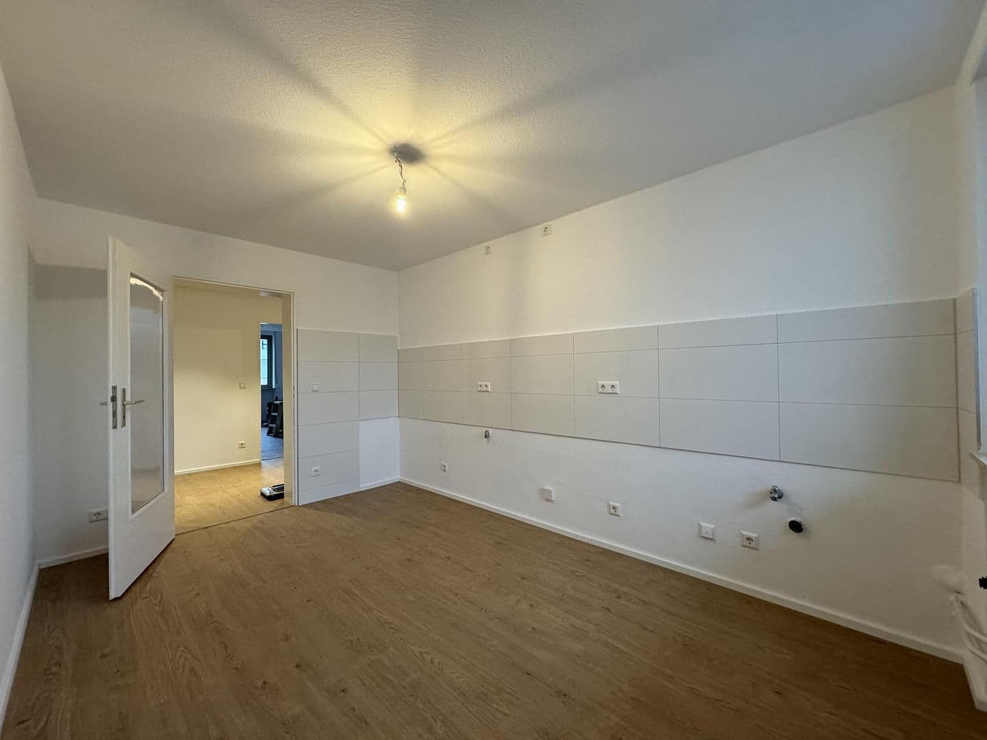 Pronájem bytu 2+1 62 m², Kaiser-Wilhelm-Strasse 19, Ludwigshafen, Porýní-Falc Pronájem bytu 2+1 62 m², Kaiser-Wilhelm-Strasse 19, Ludwigshafen, Porýní-Falc