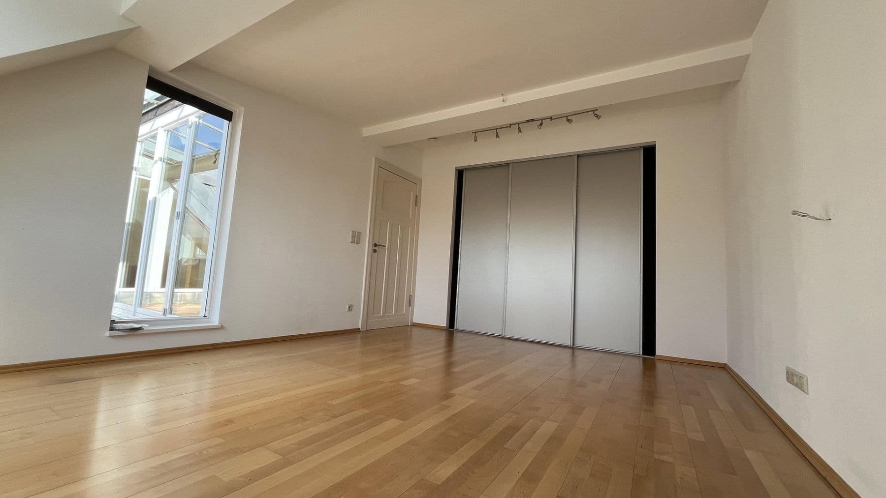 Prodej bytu 7+kk 248 m², Berlin, Berlín Prodej bytu 7+kk 248 m², Berlin, Berlín