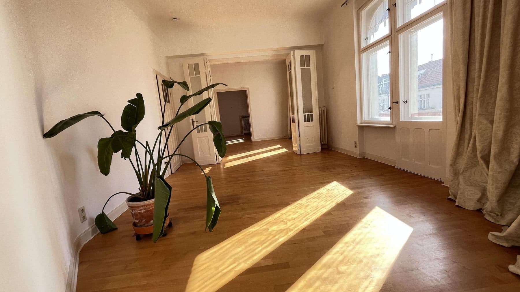 Prodej bytu 7+kk 248 m², Berlin, Berlín Prodej bytu 7+kk 248 m², Berlin, Berlín