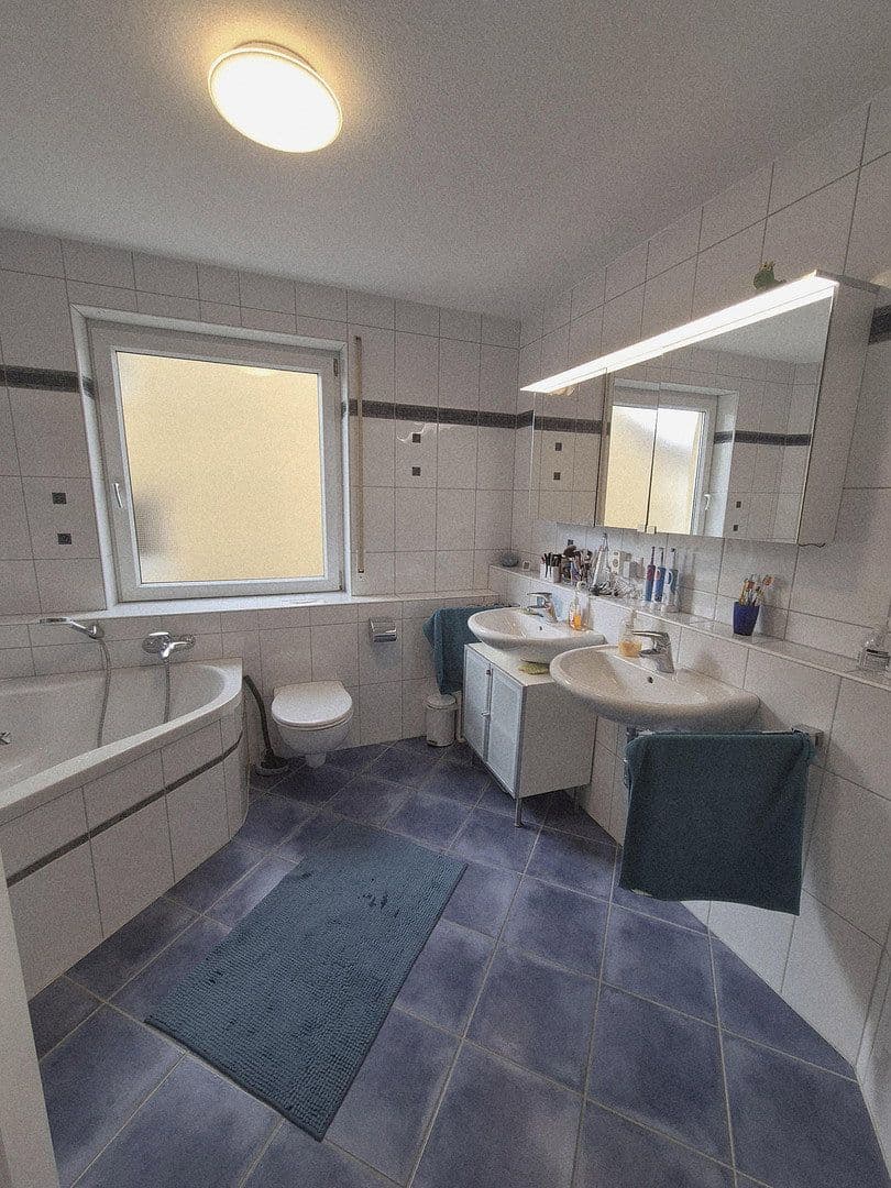 Prodej domu 140 m², pozemek 208 m², Jahnstraße 25b, Ettlingen, Bádensko-Württembersko Prodej domu 140 m², pozemek 208 m², Jahnstraße 25b, Ettlingen, Bádensko-Württembersko