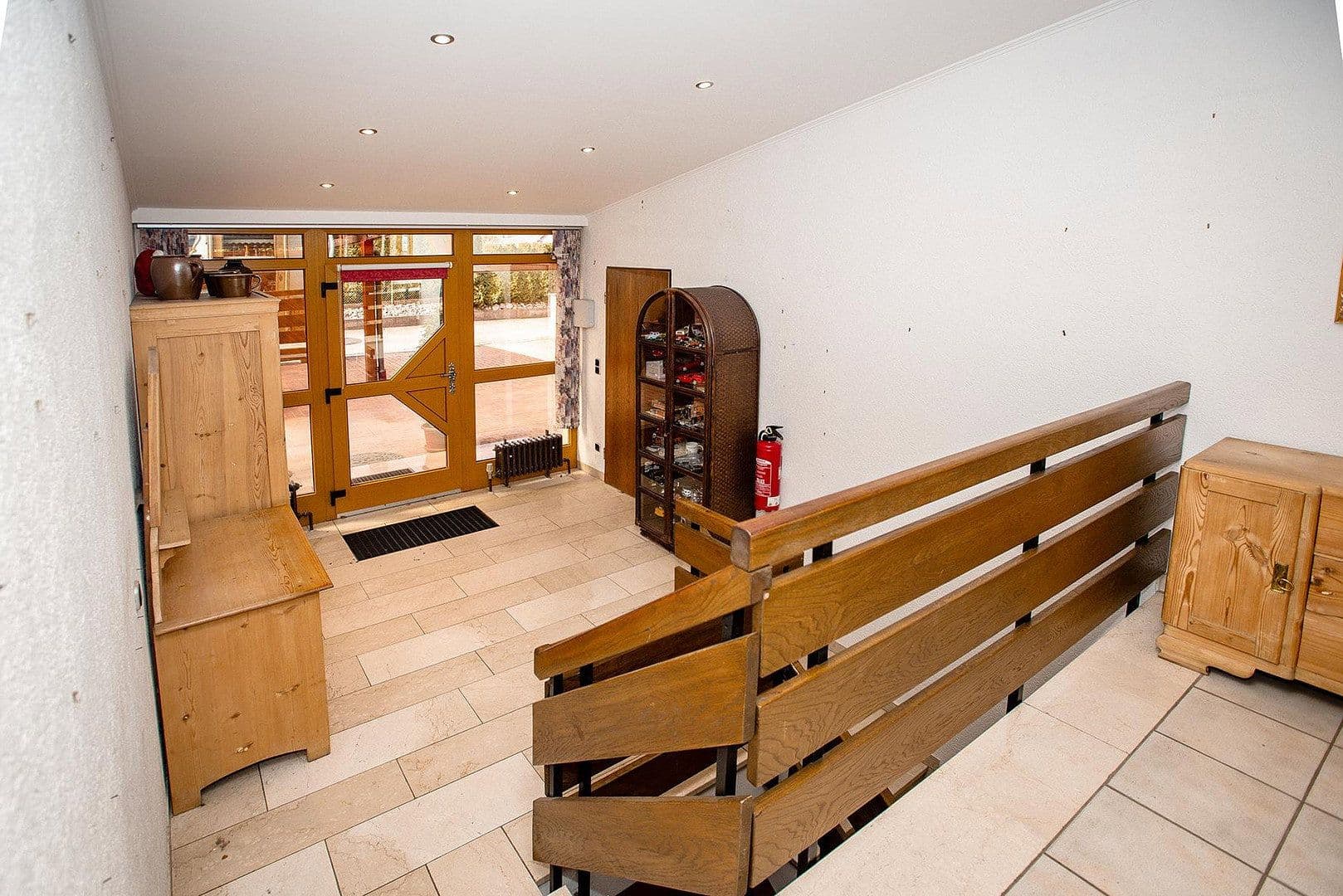 Prodej domu 140 m², pozemek 852 m², Bgm.-Feldbauer-Str. 15, Roding, Bavorsko Prodej domu 140 m², pozemek 852 m², Bgm.-Feldbauer-Str. 15, Roding, Bavorsko