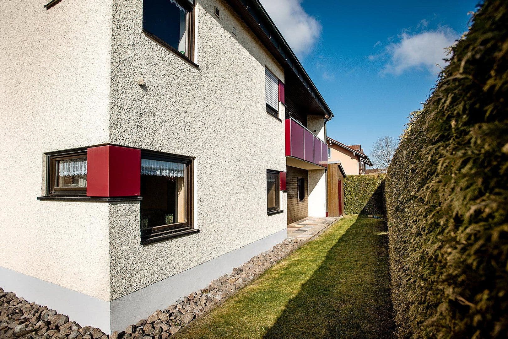 Prodej domu 140 m², pozemek 852 m², Bgm.-Feldbauer-Str. 15, Roding, Bavorsko Prodej domu 140 m², pozemek 852 m², Bgm.-Feldbauer-Str. 15, Roding, Bavorsko