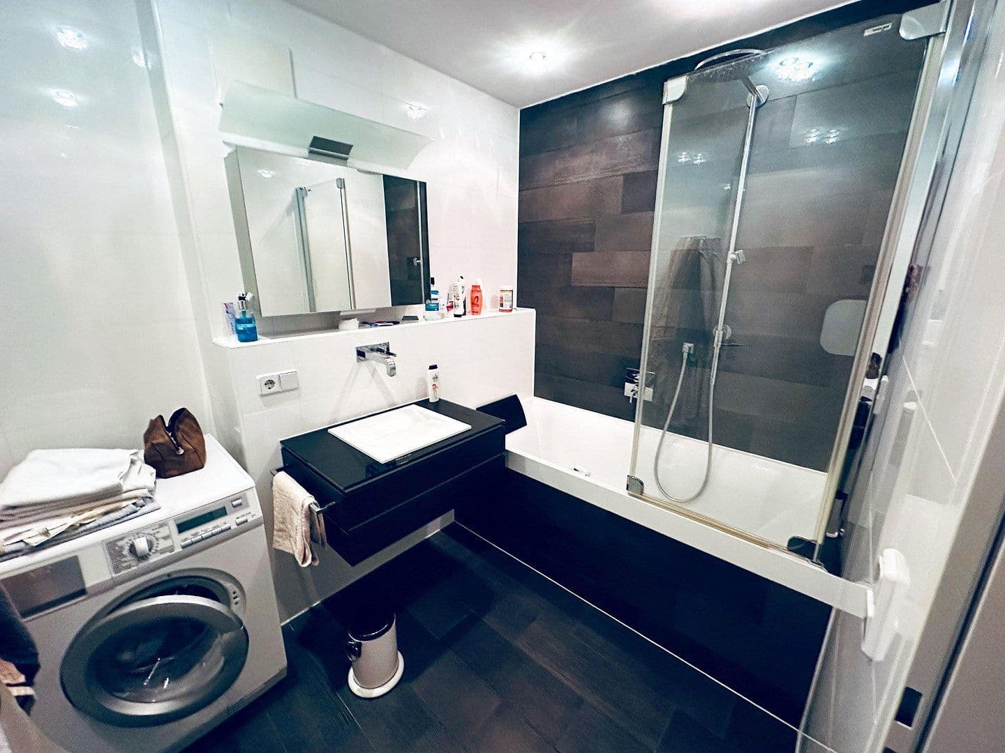 Pronájem bytu 3+1 77 m², Fürstenweg 5, Innsbruck, Tyrolsko Pronájem bytu 3+1 77 m², Fürstenweg 5, Innsbruck, Tyrolsko