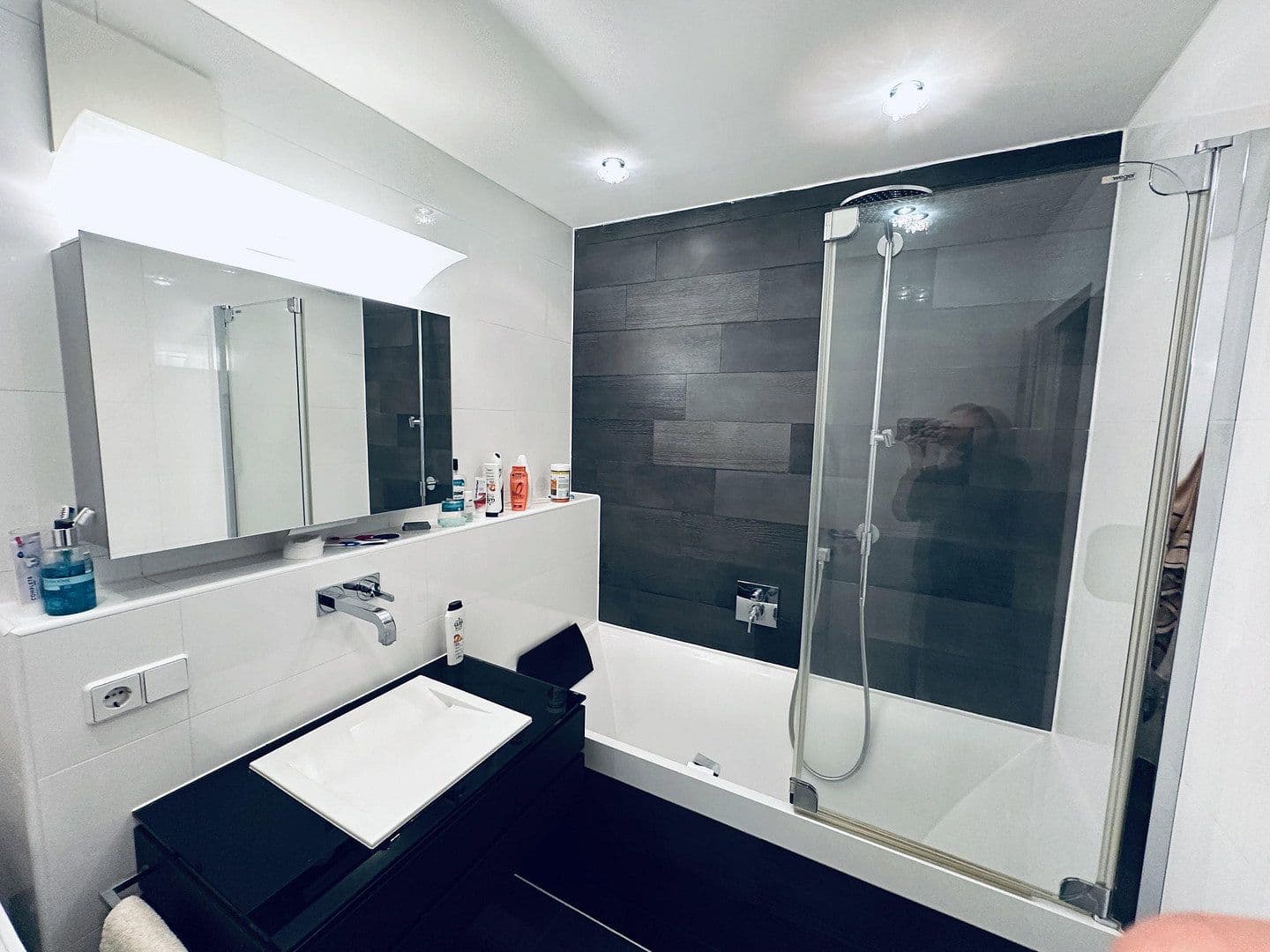 Pronájem bytu 3+1 77 m², Fürstenweg 5, Innsbruck, Tyrolsko Pronájem bytu 3+1 77 m², Fürstenweg 5, Innsbruck, Tyrolsko