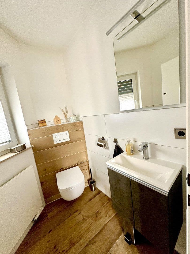 Prodej domu 140 m², pozemek 642 m², Blankenhain, Durynsko Prodej domu 140 m², pozemek 642 m², Blankenhain, Durynsko
