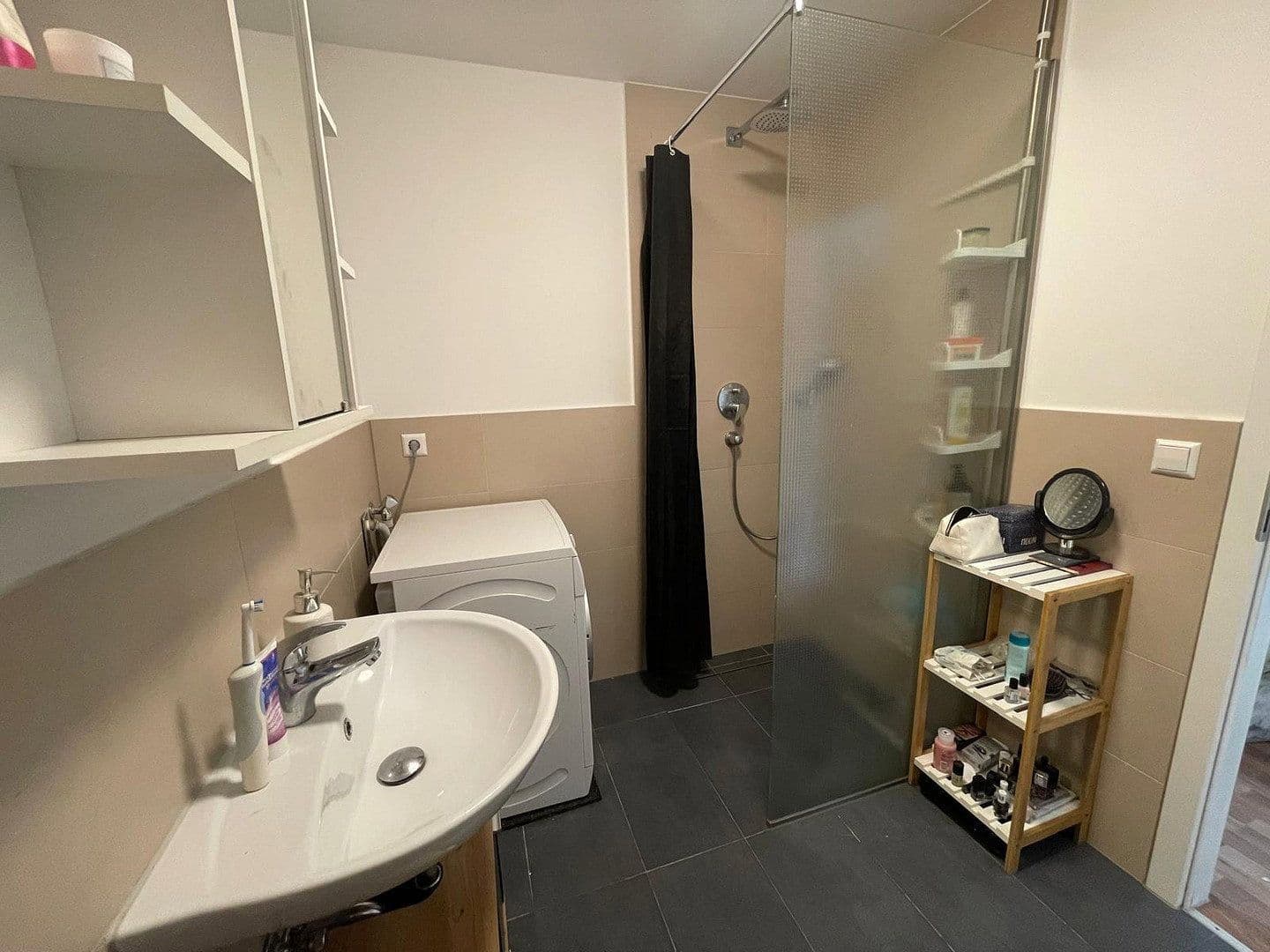 Pronájem bytu 2+kk 50 m², Stuttgarter Str. 54, Ludwigsburg, Bádensko-Württembersko Pronájem bytu 2+kk 50 m², Stuttgarter Str. 54, Ludwigsburg, Bádensko-Württembersko