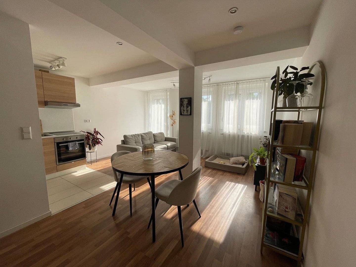 Pronájem bytu 2+kk 50 m², Stuttgarter Str. 54, Ludwigsburg, Bádensko-Württembersko Pronájem bytu 2+kk 50 m², Stuttgarter Str. 54, Ludwigsburg, Bádensko-Württembersko