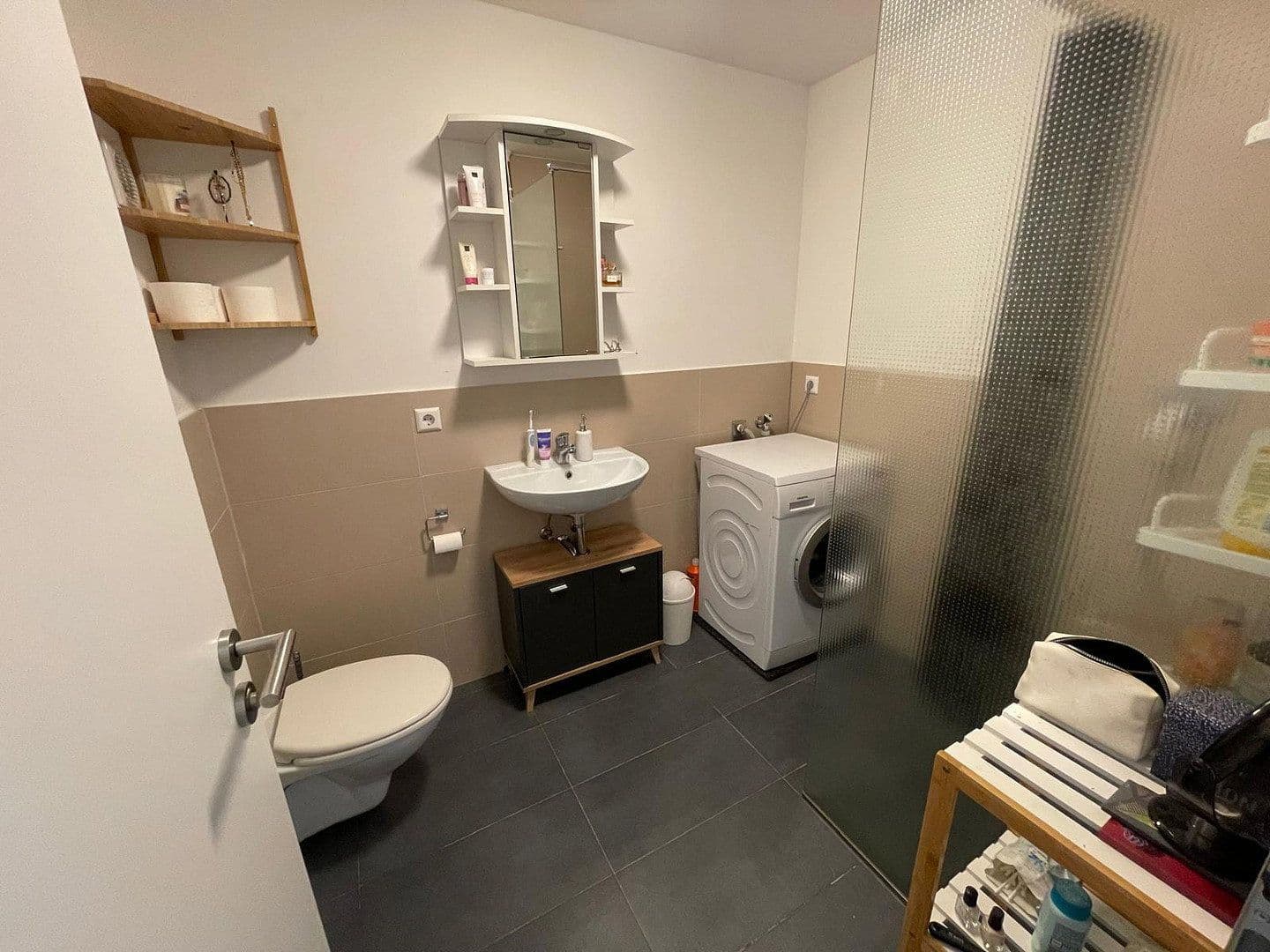 Pronájem bytu 2+kk 50 m², Stuttgarter Str. 54, Ludwigsburg, Bádensko-Württembersko Pronájem bytu 2+kk 50 m², Stuttgarter Str. 54, Ludwigsburg, Bádensko-Württembersko