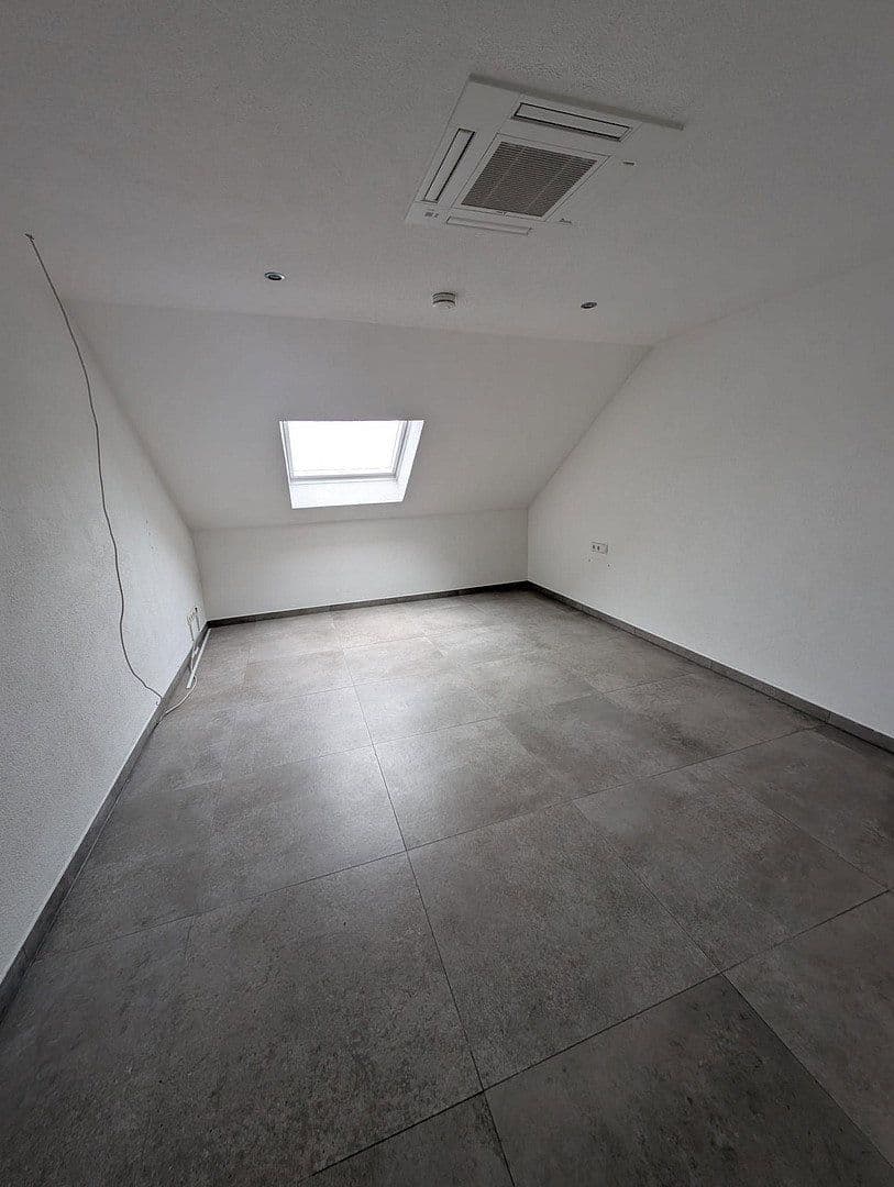 Prodej bytu 2+1 62 m², Birkenweg 82, Bietigheim-Bissingen, Bádensko-Württembersko Prodej bytu 2+1 62 m², Birkenweg 82, Bietigheim-Bissingen, Bádensko-Württembersko