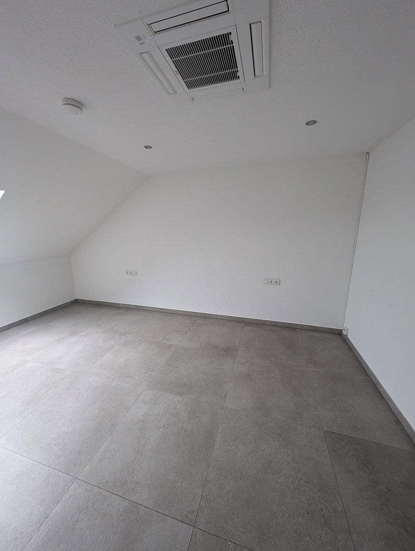 Prodej bytu 2+1 62 m², Birkenweg 82, Bietigheim-Bissingen, Bádensko-Württembersko Prodej bytu 2+1 62 m², Birkenweg 82, Bietigheim-Bissingen, Bádensko-Württembersko