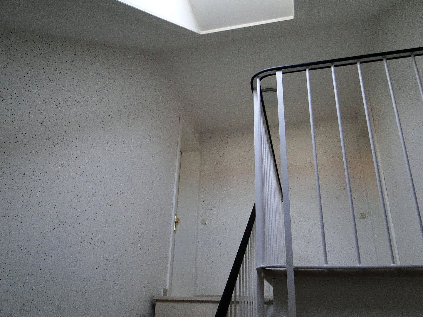 Pronájem bytu 3+1 70 m², Karlsbader Strasse 32, Erding, Bavorsko Pronájem bytu 3+1 70 m², Karlsbader Strasse 32, Erding, Bavorsko