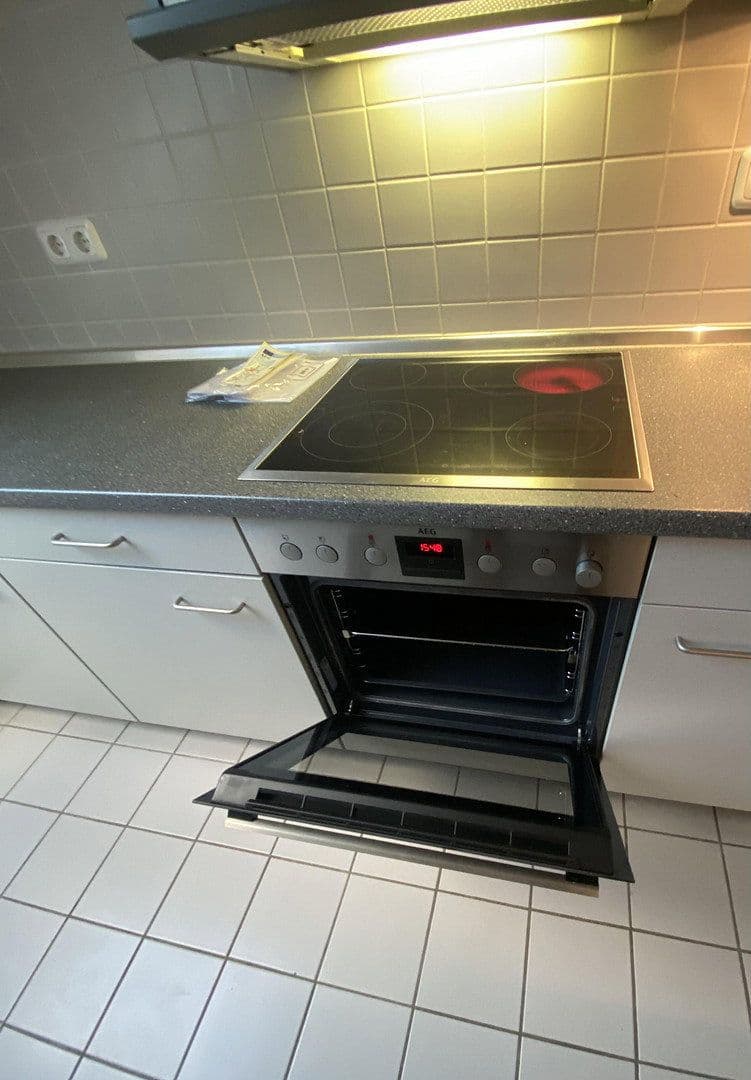 Pronájem bytu 3+1 70 m², Karlsbader Strasse 32, Erding, Bavorsko Pronájem bytu 3+1 70 m², Karlsbader Strasse 32, Erding, Bavorsko